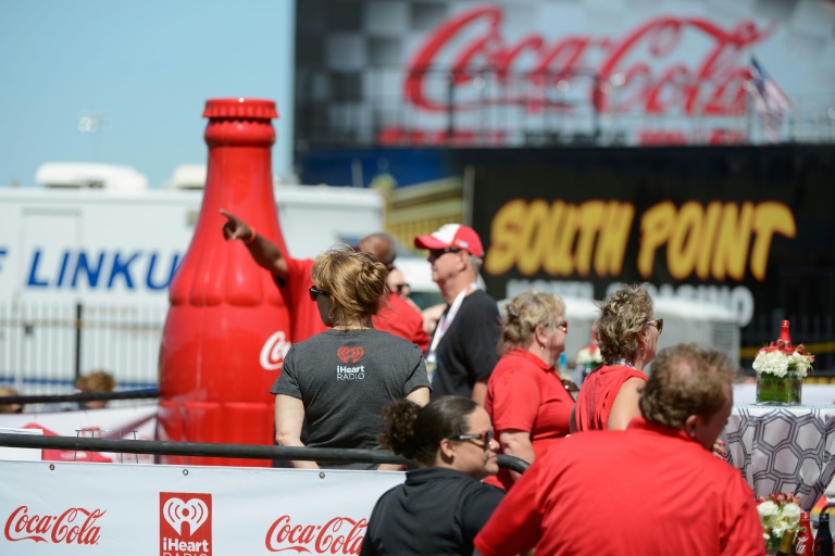 Coca-Cola pagou € 8 milhões para influenciar pesquisas na França, diz Le Monde