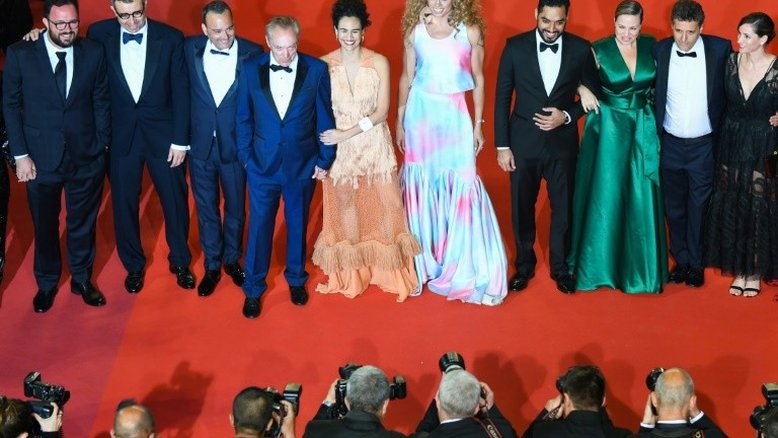 Em Cannes, o grito de resistência dos brasileiros de "Bacurau"
