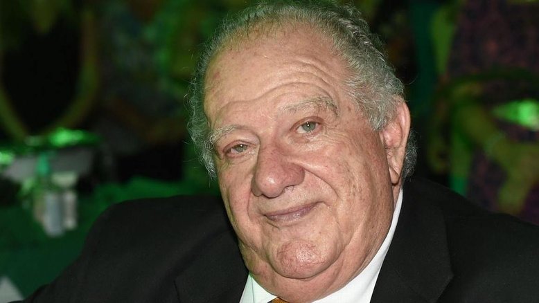 Polícia revista escritório de Mustafá Contursi, ex-presidente do Palmeiras