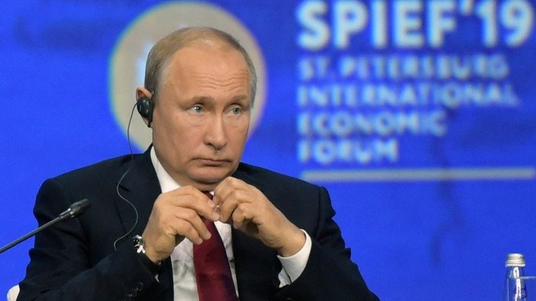 Rússia quer 'redefinir papel do dólar' no sistema financeiro