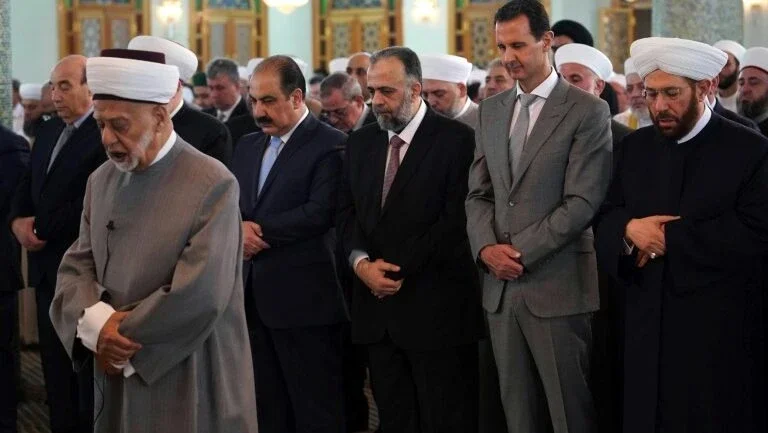 Presidente sírio celebra o fim do Ramadã em mesquita de Damasco