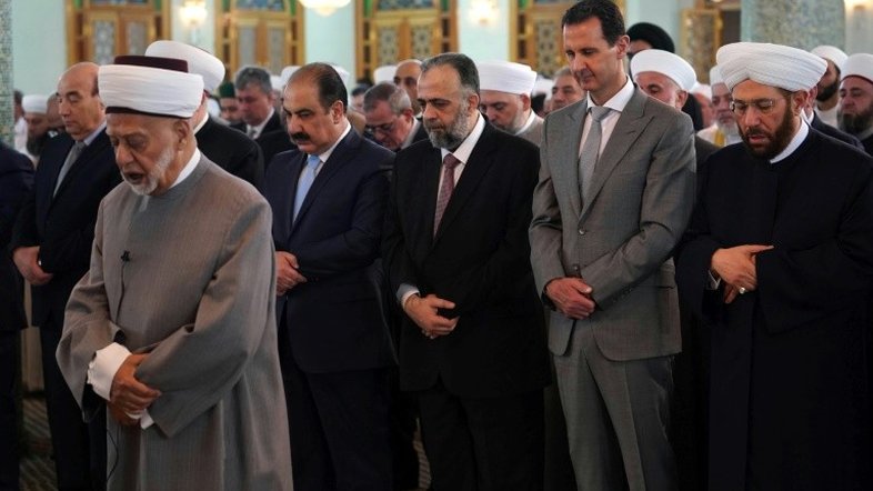 Presidente sírio celebra o fim do Ramadã em mesquita de Damasco