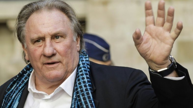 Justiça francesa arquiva denúncia de estupro contra ator Gérard Depardieu