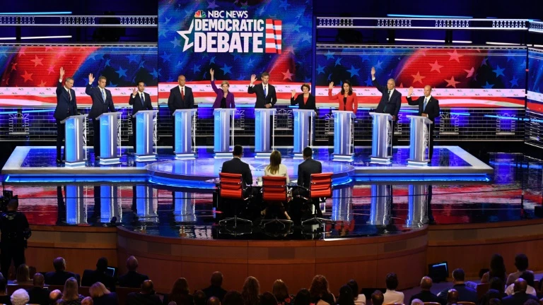 Pré-candidatos democratas iniciam debates nos EUA