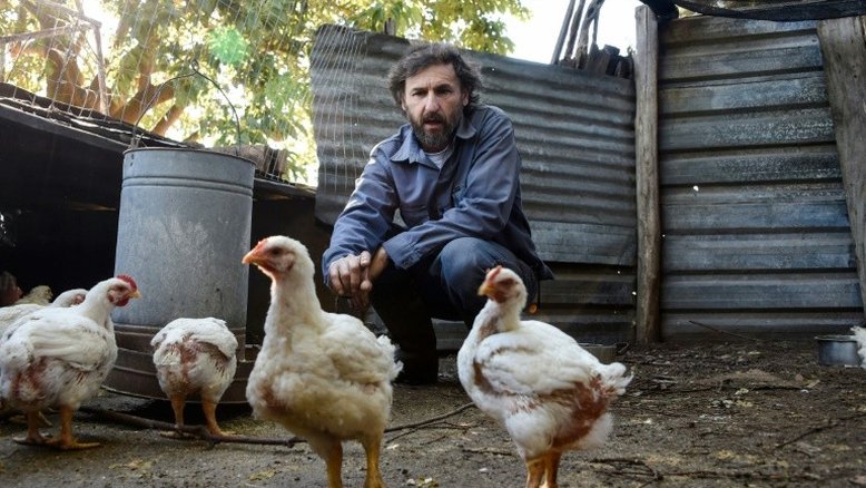 César Vega, candidato ecologista, radical e intransigente à Presidência do Uruguai
