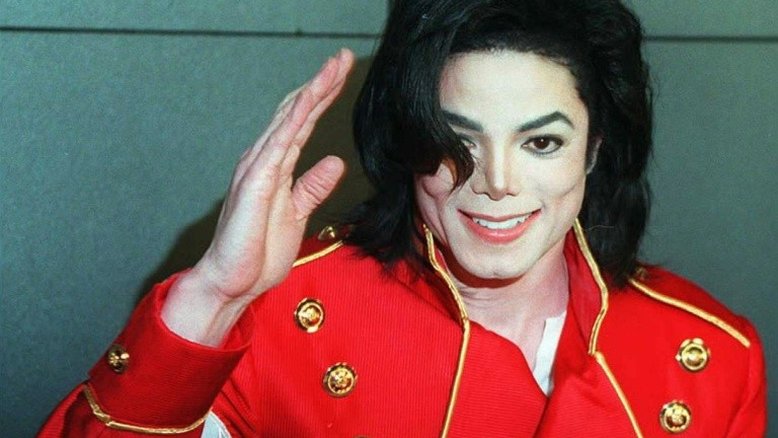 O que aconteceu com parentes e amigos de Michael Jackson 10 anos após sua morte