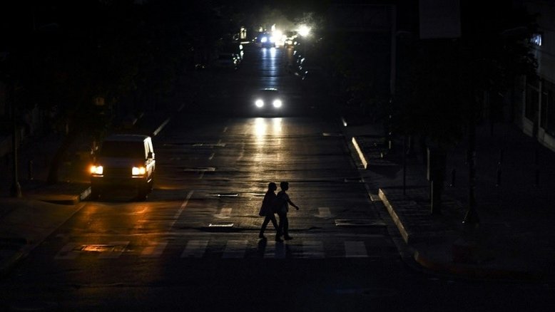 Venezuela recupera 85% do fornecimento de energia após novo apagão, diz governo