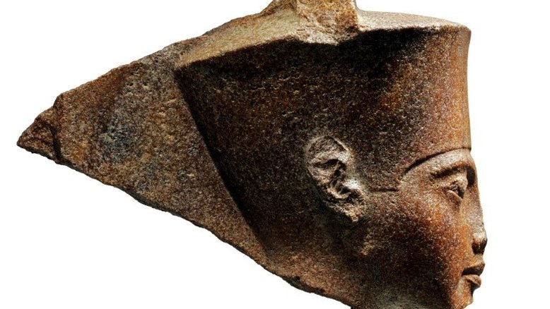 Busto de Tutancâmon leiloado em Londres apesar das queixas do Egito