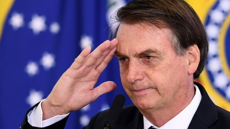 Pesca, internet e armas são os temas mais presentes nas 'lives' de Bolsonaro