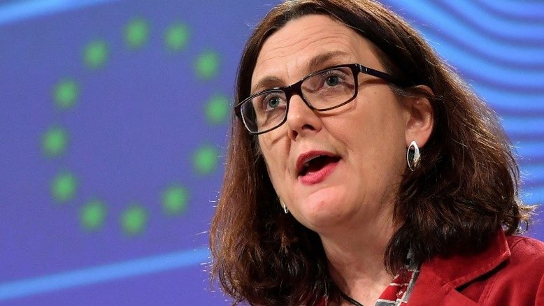 Acordo UE-Mercosul permite 'ancorar Brasil no Acordo de Paris', diz comissária europeia