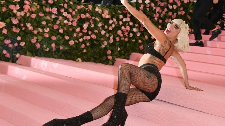 Academia do Oscar terá mais mulheres como membros, entre elas Lady Gaga