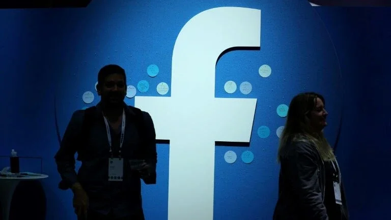 Facebook toma medidas contra mensagens 
