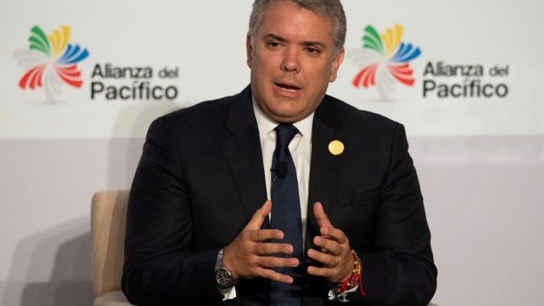 Colômbia oferece quase um milhão de dólares por ex-chefe da Farc foragido