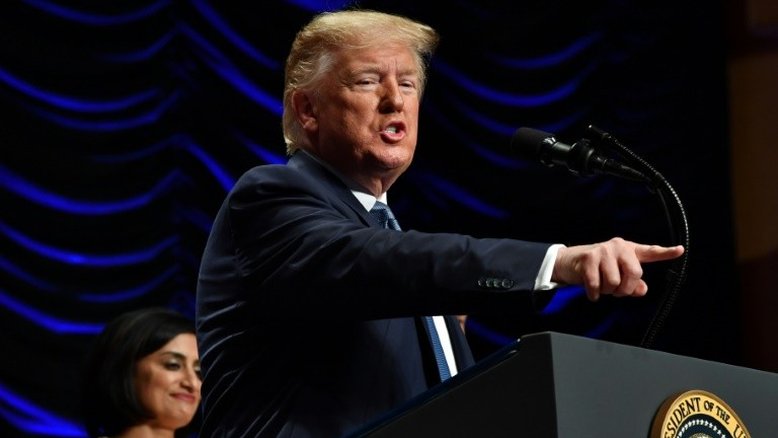 Trump organiza reunião para denunciar 'desonestidade' nas redes sociais
