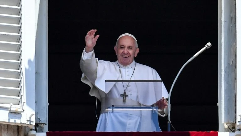 Matteo Bruni é o novo porta-voz do papa Francisco