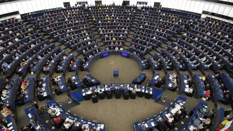 A nova Eurocâmara: 751 eurodeputados e sete grupos políticos