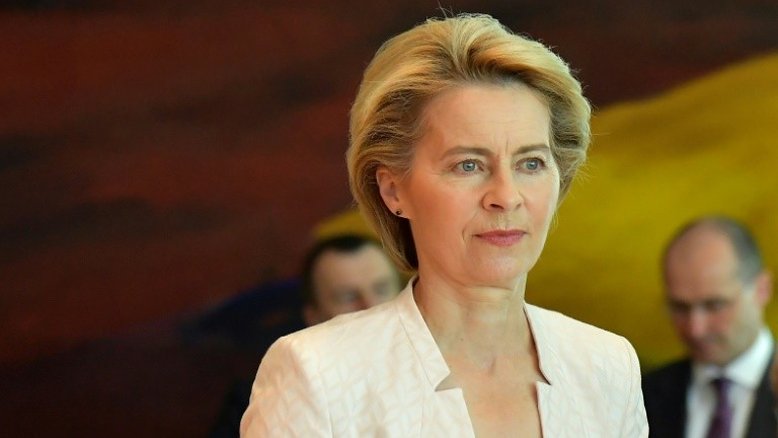 Nomeação de Ursula Von der Leyen para a UE abala governo Merkel