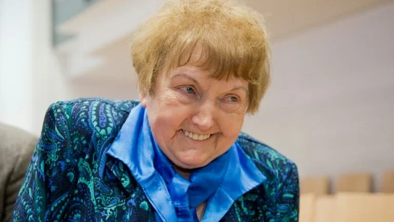 Eva Kor, vítima dos experimentos de Mengele em Auschwitz, morre aos 85 anos