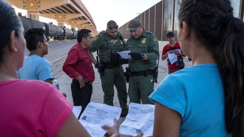 EUA ampliam medidas para deportação imediata de imigrantes ilegais