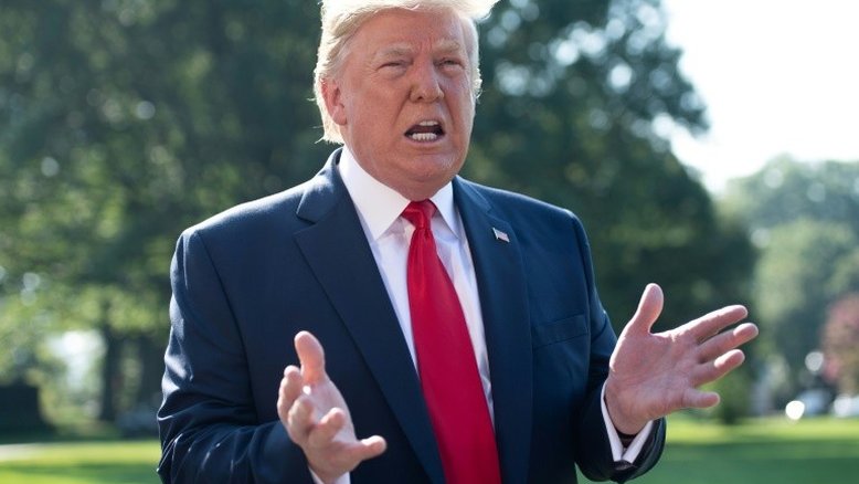Trump elogia Bolsonaro e defende acordo de livre-comércio com Brasil