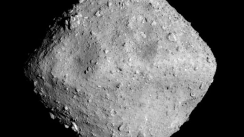 Sonda espacial japonesa tentará pousar em asteroide