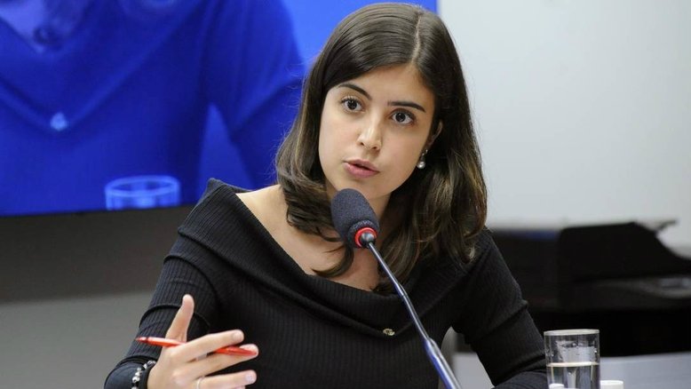 Tabata Amaral