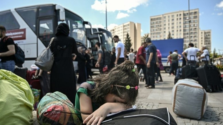 Após oito anos de guerra, vizinhos da Síria se cansam dos refugiados