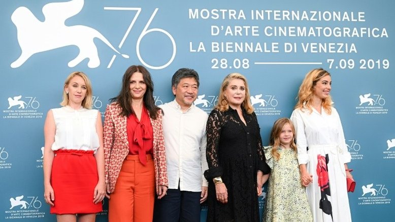 Deneuve e Binoche na abertura do 76º Festival de Veneza