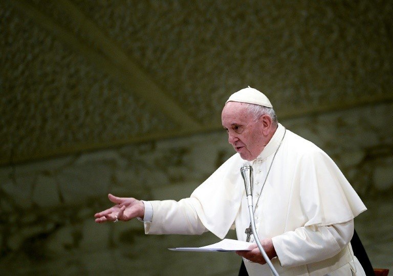 Papa Francisco pede transparência e solidariedade com as vítimas de abusos sexuais
