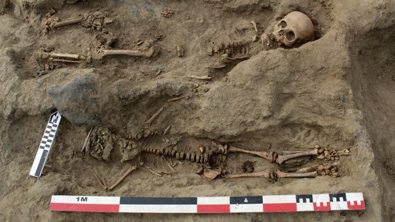 Encontrados restos de 227 crianças sacrificadas em ritual pré-colombiano no Peru