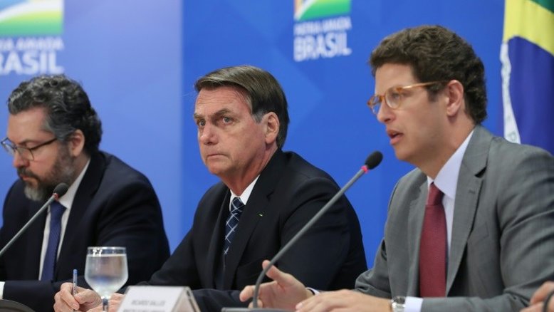 Bolsonaro dá sinal verde à privatização da Eletrobras