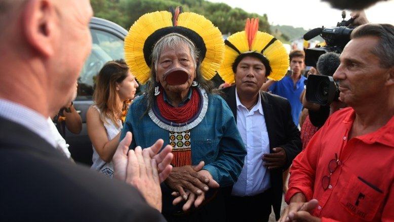 Cacique Raoni falou com Macron sobre Amazônia ao fim do G7