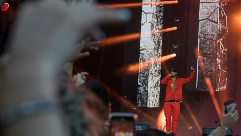 Vários feridos em ataque durante filmagem de videoclipe do rapper francês Booba
