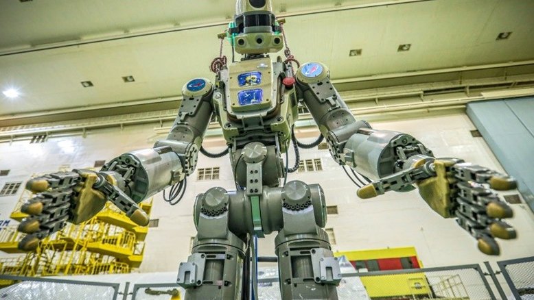 Espaçonave com robô humanoide russo não consegue se acoplar à ISS