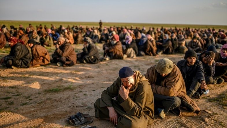 Americano que foi à Siria para integrar o EI é levado à justiça no Texas