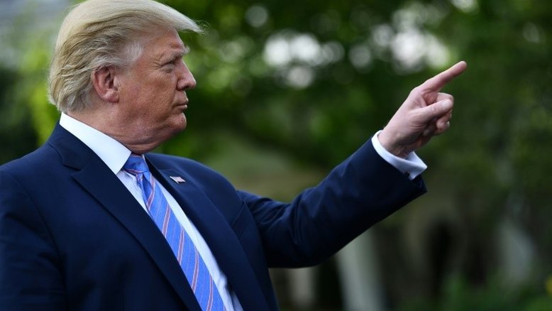 Trump defende sua política comercial com a China