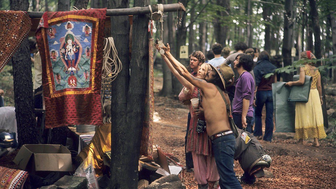 Arqueólogos desencavam restos de Woodstock 10 Arqueólogos desencavam restos de Woodstock