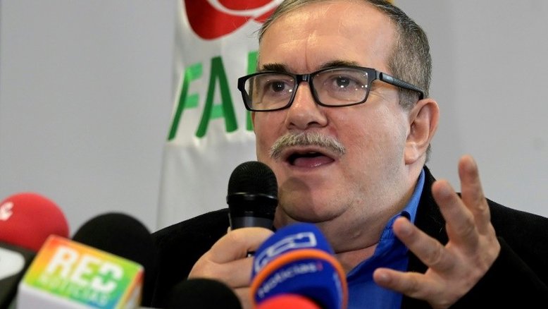 Farc pede para antigos guerrilheiros não retomarem armas