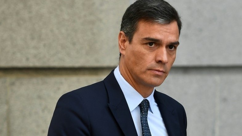 Premiê busca reforço em uma Espanha mergulhada em eterno bloqueio