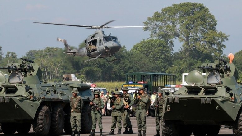 Venezuela mobilizará 150 mil militares em exercícios na fronteira com a Colômbia