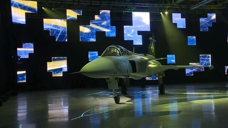 Força Aérea Brasileira recebe o primeiro caça sueco Gripen
