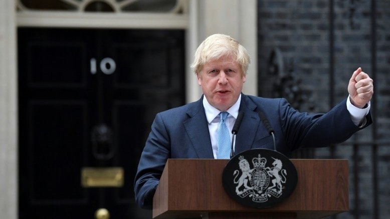Opositores do Brexit sem acordo aplicam duro golpe em Boris Johnson