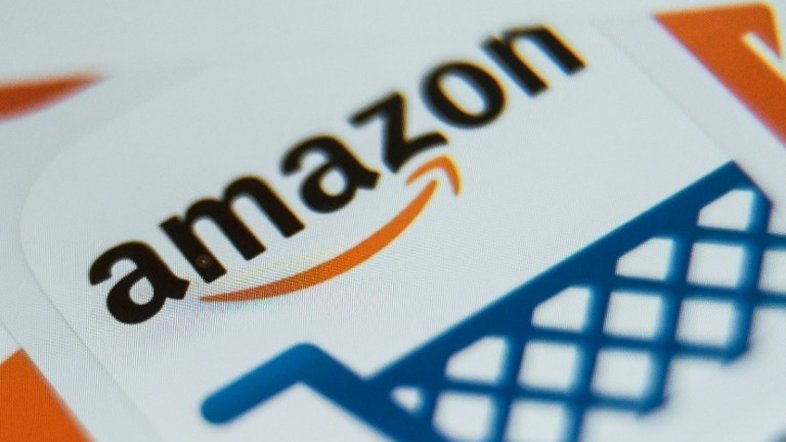 Última inovação da Amazon nos EUA é pagamento em dinheiro