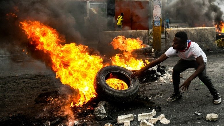 Violência no Haiti durante protestos por escassez de combustível