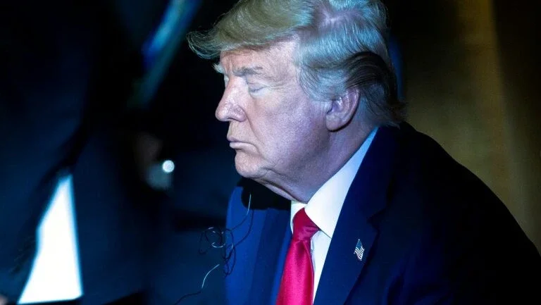 Donald Trump faz aparição surpresa na cúpula do clima da ONU 