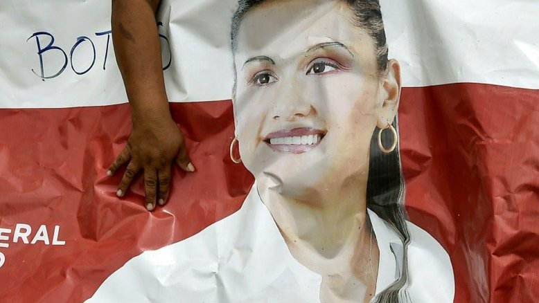Candidata e mais cinco pessoas são mortas em ataque na Colômbia