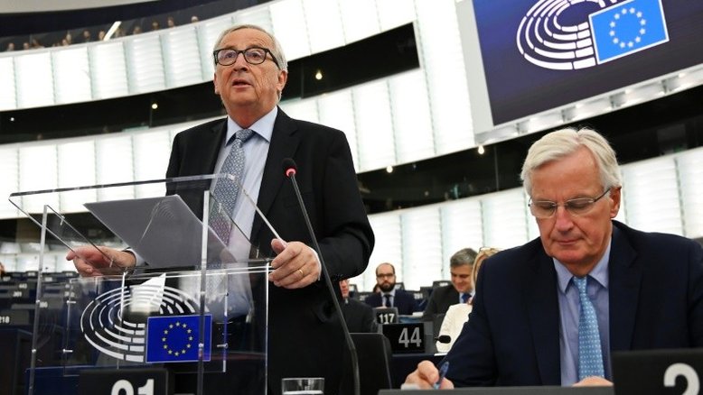UE adverte para risco "muito real" de Brexit sem acordo