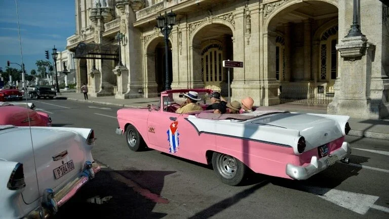 EUA eximem empreendedores de novos limites sobre remessas para Cuba