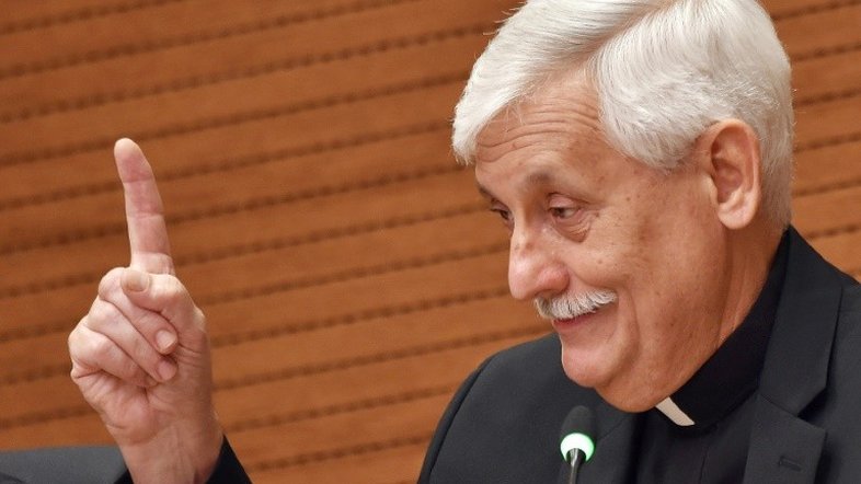 Líder dos jesuítas admite luta na Igreja por eleição do próximo Papa