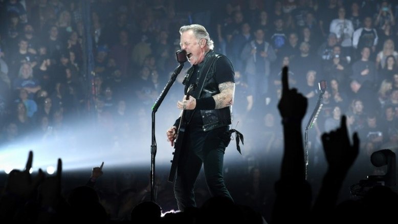 Metallica cancela turnê por Austrália e Nova Zelândia para tratamento do vocalista